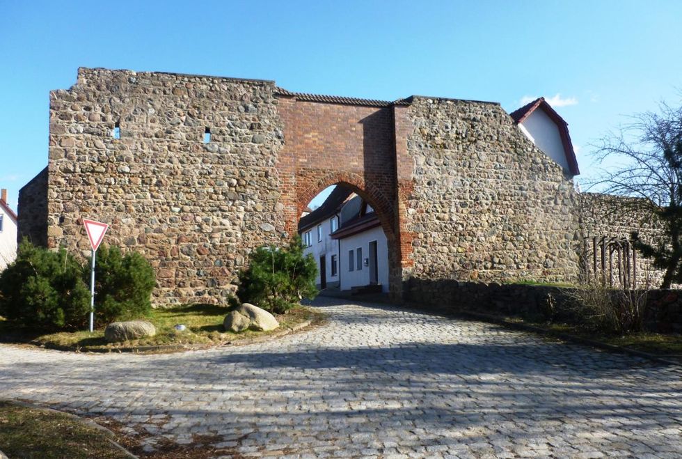 Das Woldegker Tor ist Teil der sehr gut erhaltenen Stadtmauer Fürstenwerders