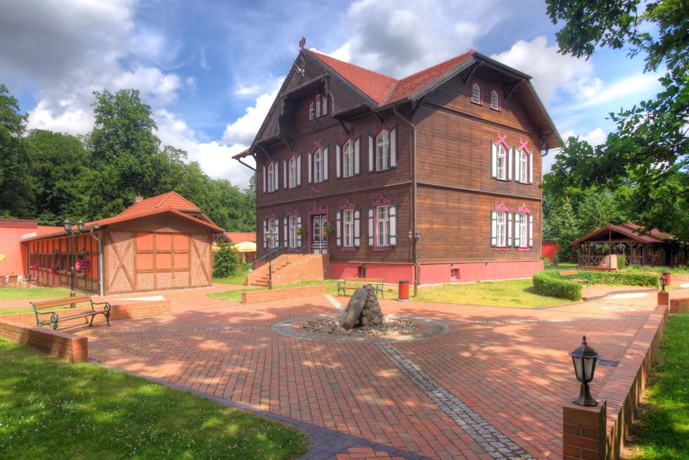 Das historisch modernisierte Jagdschloss von 1899 direkt am romantischen Schulzensee